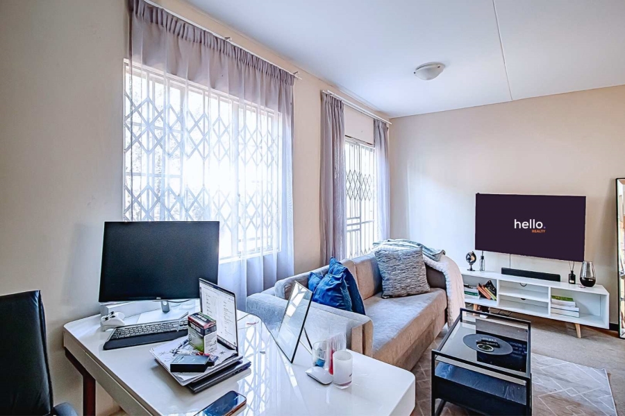 2 Bedroom Property for Sale in Annlin Gauteng