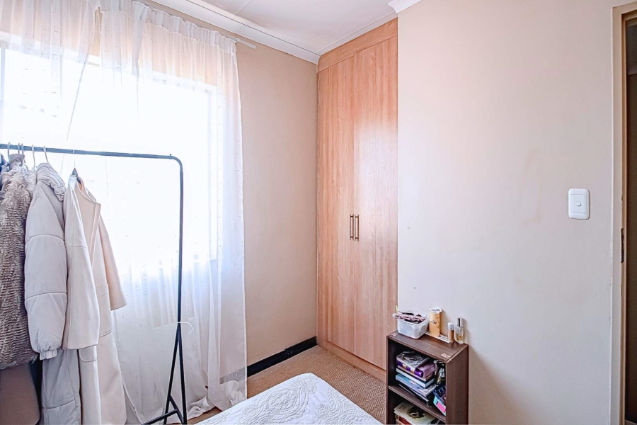 2 Bedroom Property for Sale in Annlin Gauteng