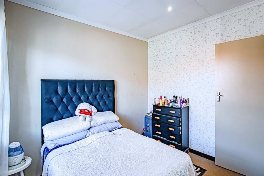 2 Bedroom Property for Sale in Annlin Gauteng