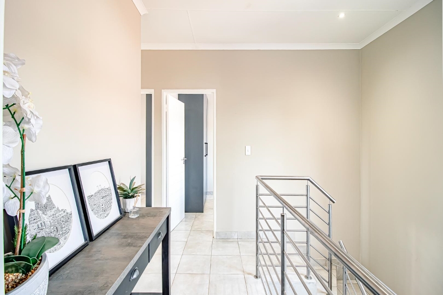 3 Bedroom Property for Sale in Sinoville Gauteng