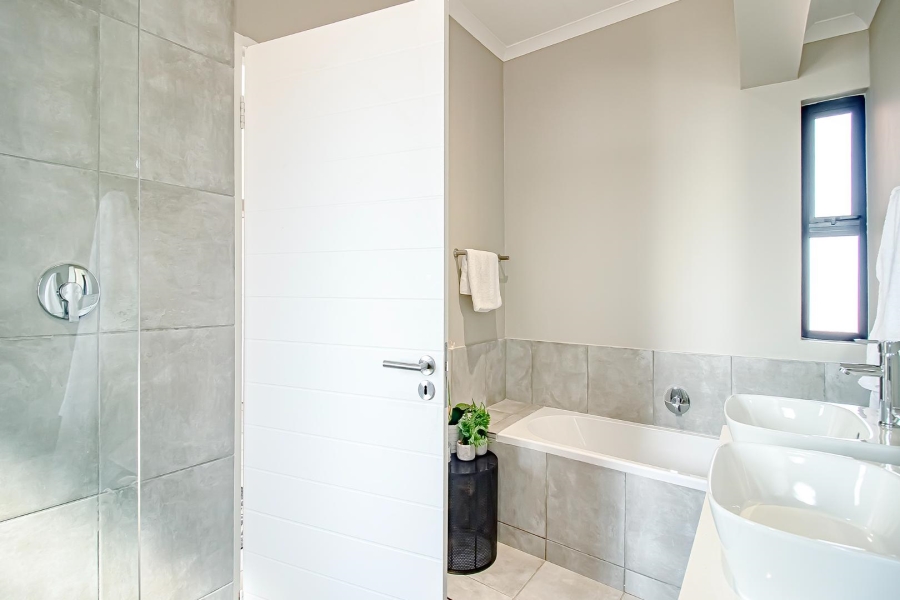 3 Bedroom Property for Sale in Sinoville Gauteng