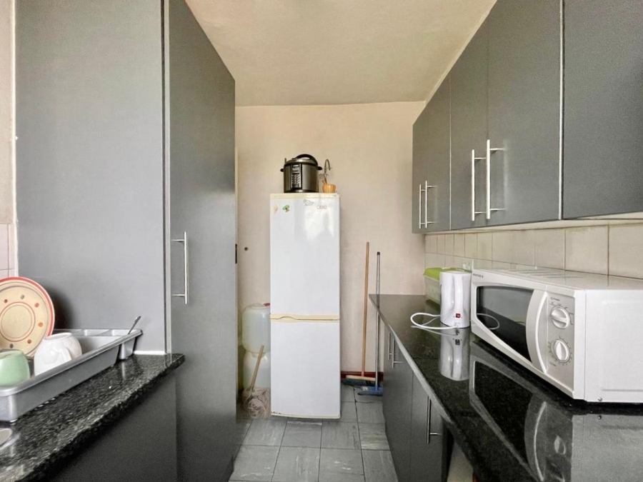 2 Bedroom Property for Sale in Gezina Gauteng