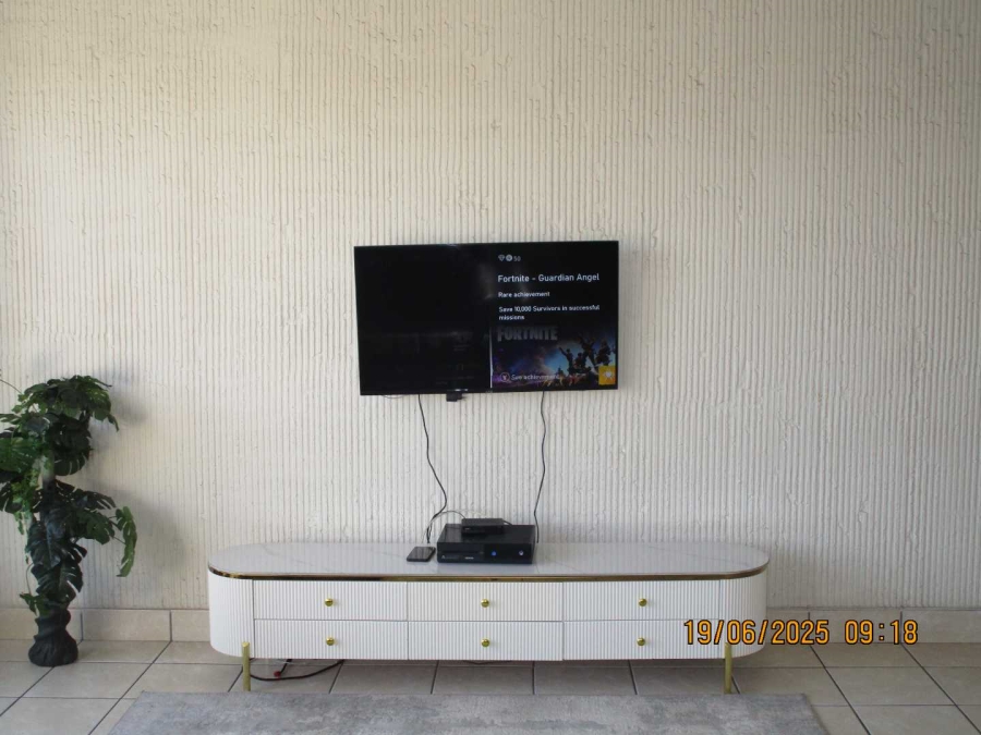 3 Bedroom Property for Sale in Bramley Park Gauteng