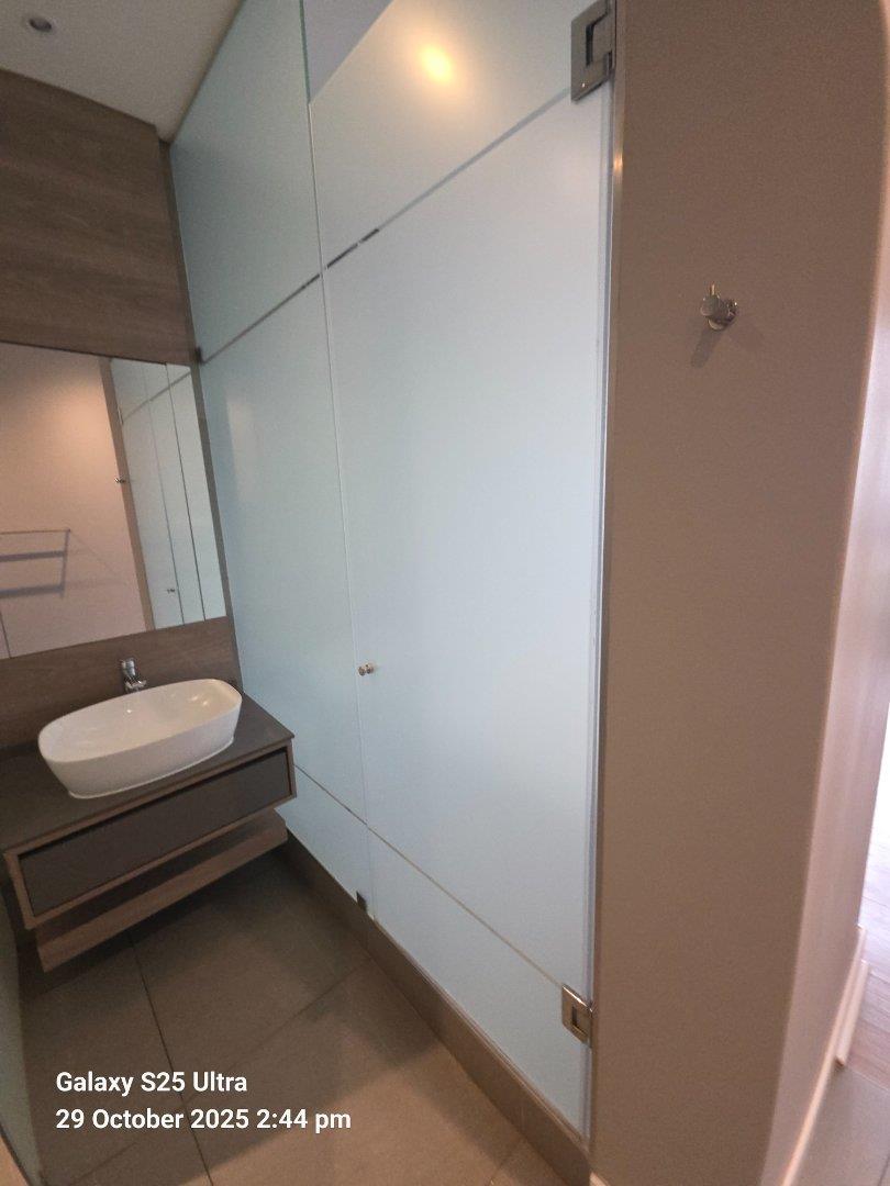 To Let 3 Bedroom Property for Rent in Rosebank Gauteng