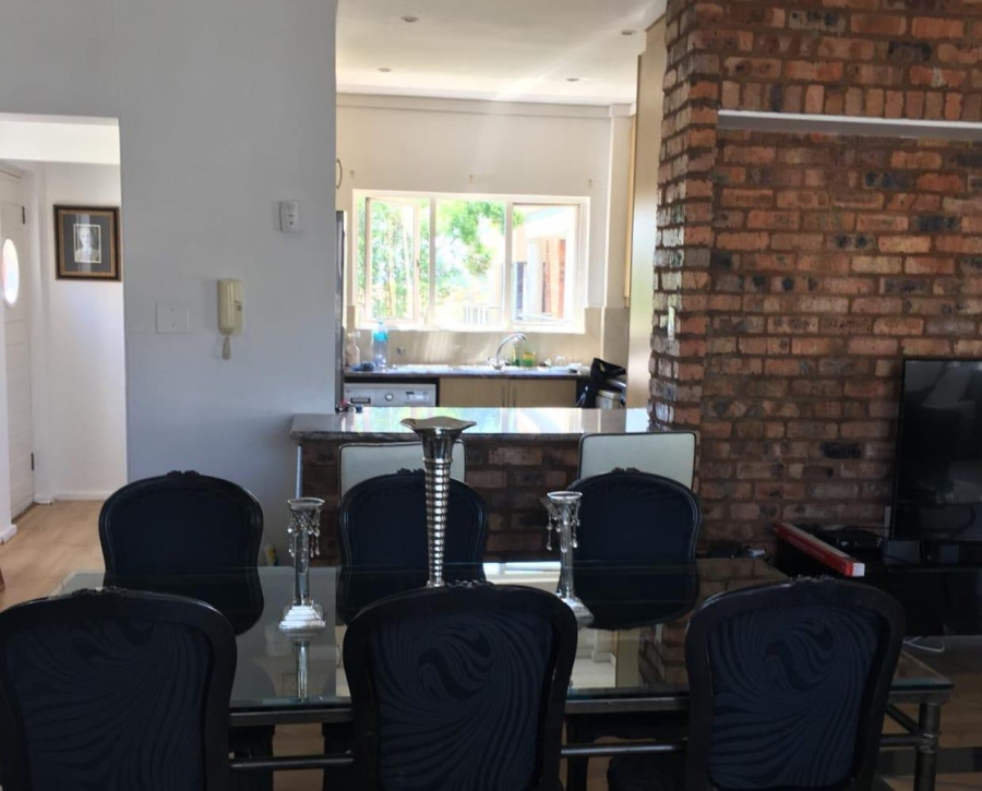 2 Bedroom Property for Sale in Morningside Gauteng