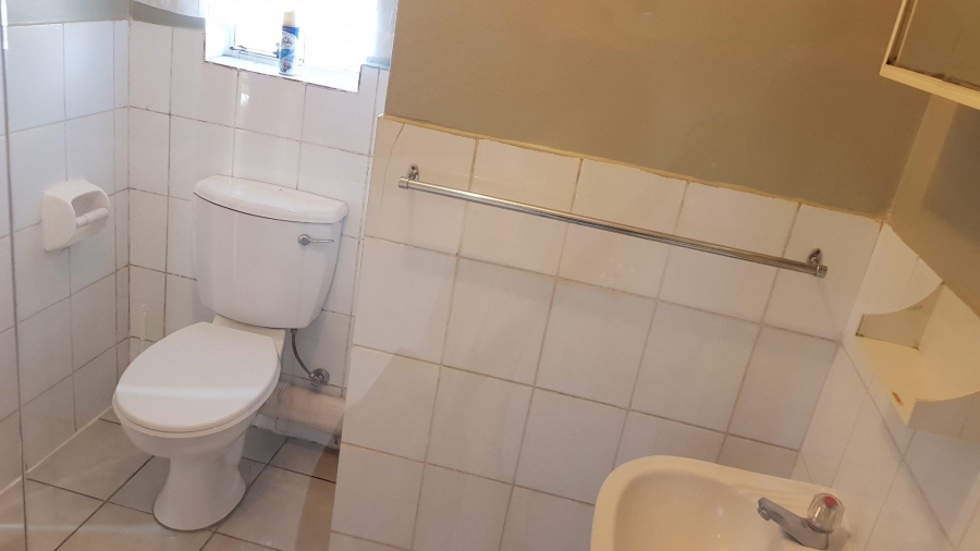 1 Bedroom Property for Sale in Morningside Gauteng