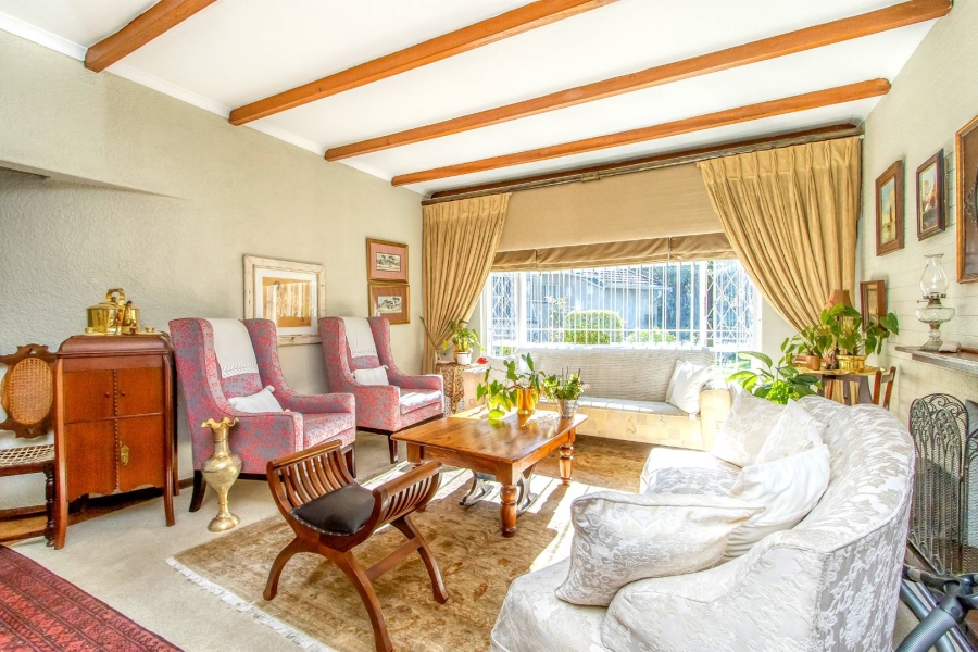 6 Bedroom Property for Sale in Robindale Gauteng