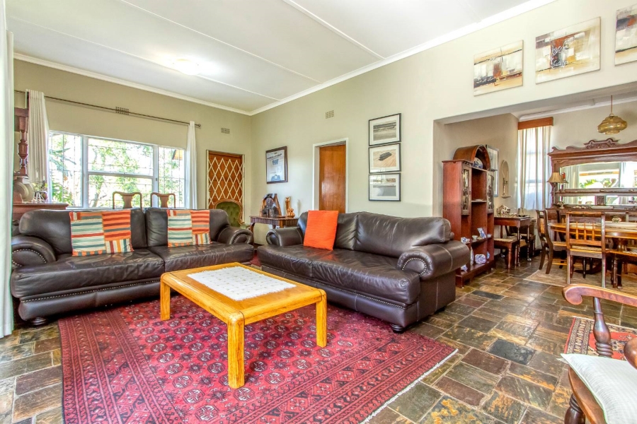 6 Bedroom Property for Sale in Robindale Gauteng