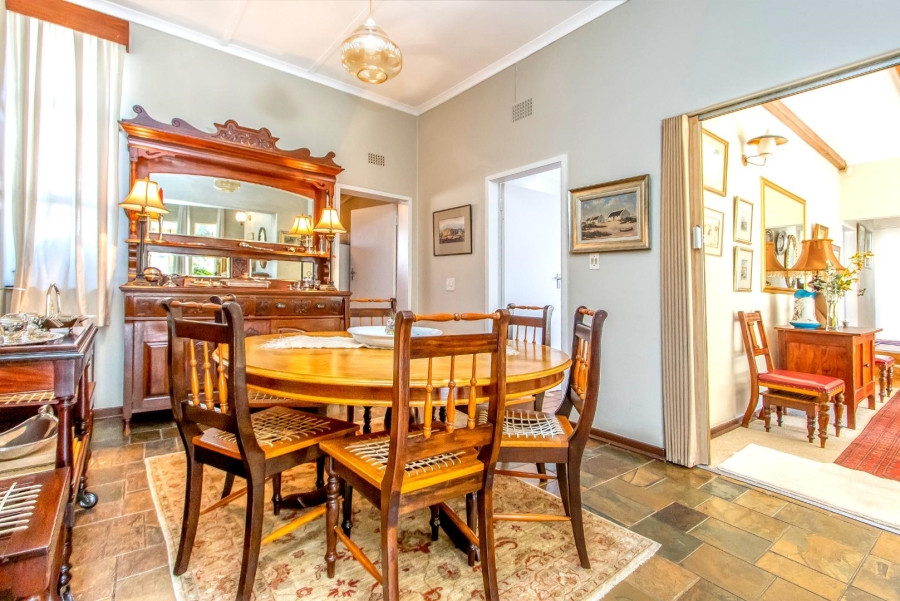 6 Bedroom Property for Sale in Robindale Gauteng