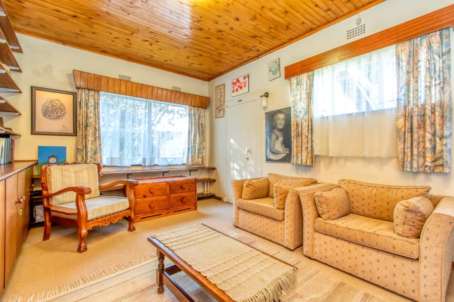 6 Bedroom Property for Sale in Robindale Gauteng