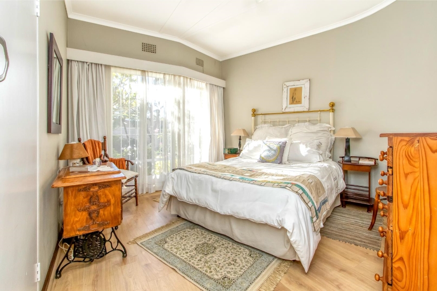 6 Bedroom Property for Sale in Robindale Gauteng