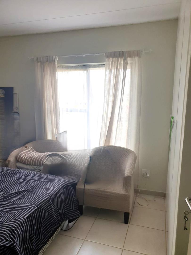 2 Bedroom Property for Sale in Norton Park Gauteng