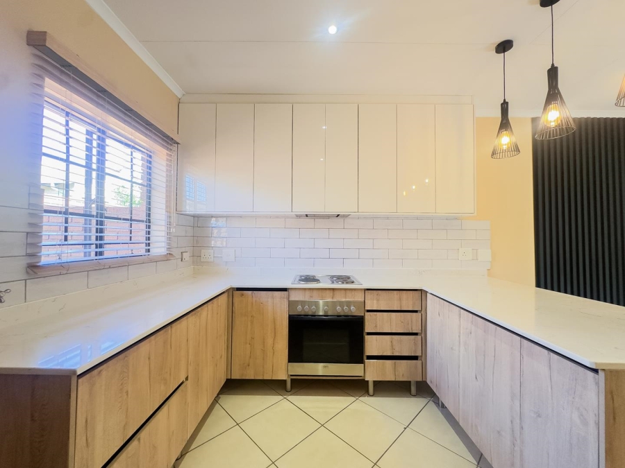 To Let 3 Bedroom Property for Rent in Equestria Gauteng