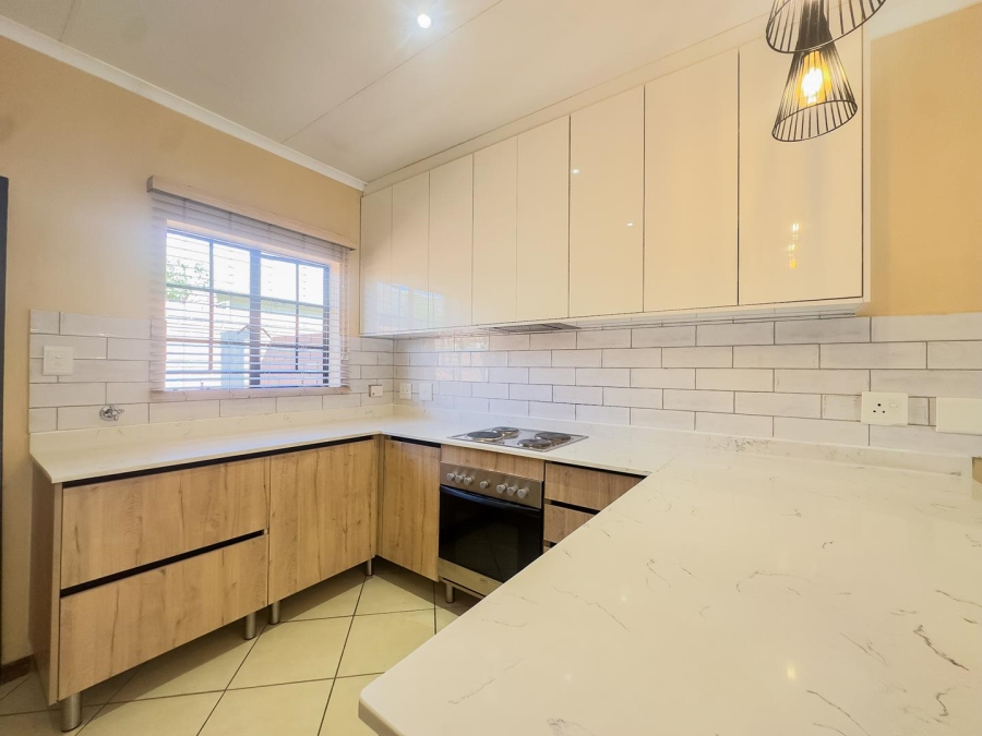 To Let 3 Bedroom Property for Rent in Equestria Gauteng