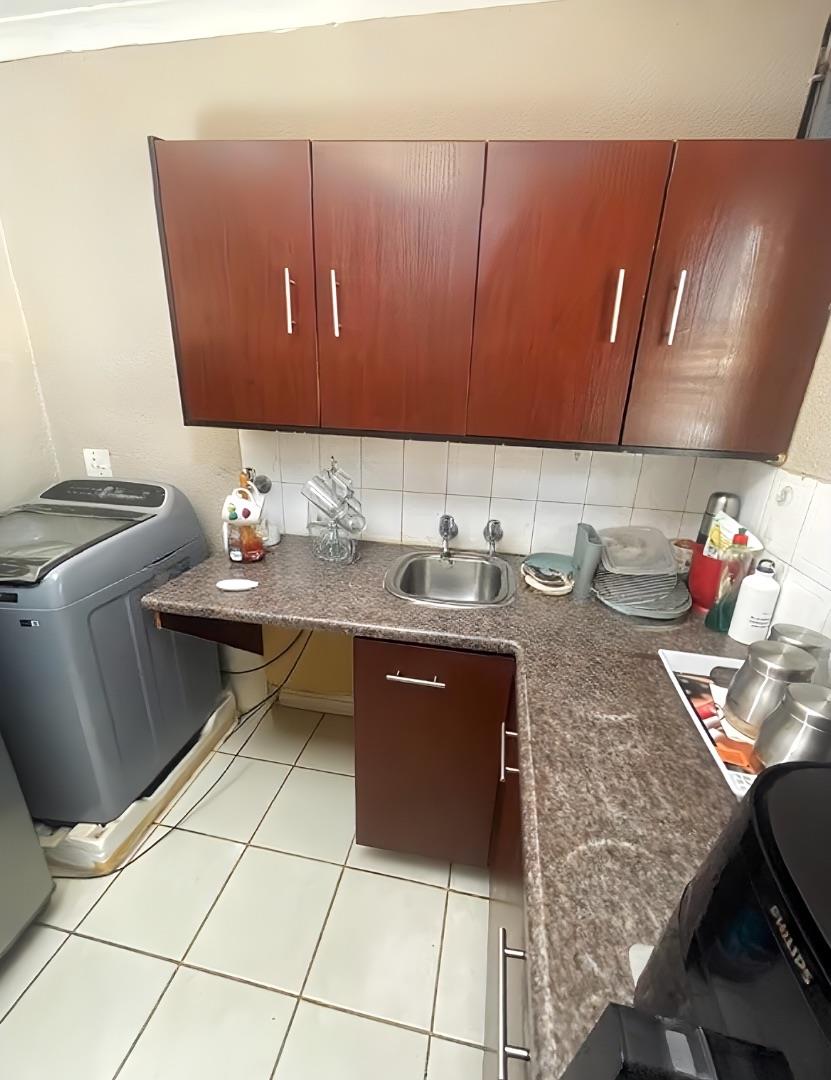 1 Bedroom Property for Sale in Terenure Gauteng