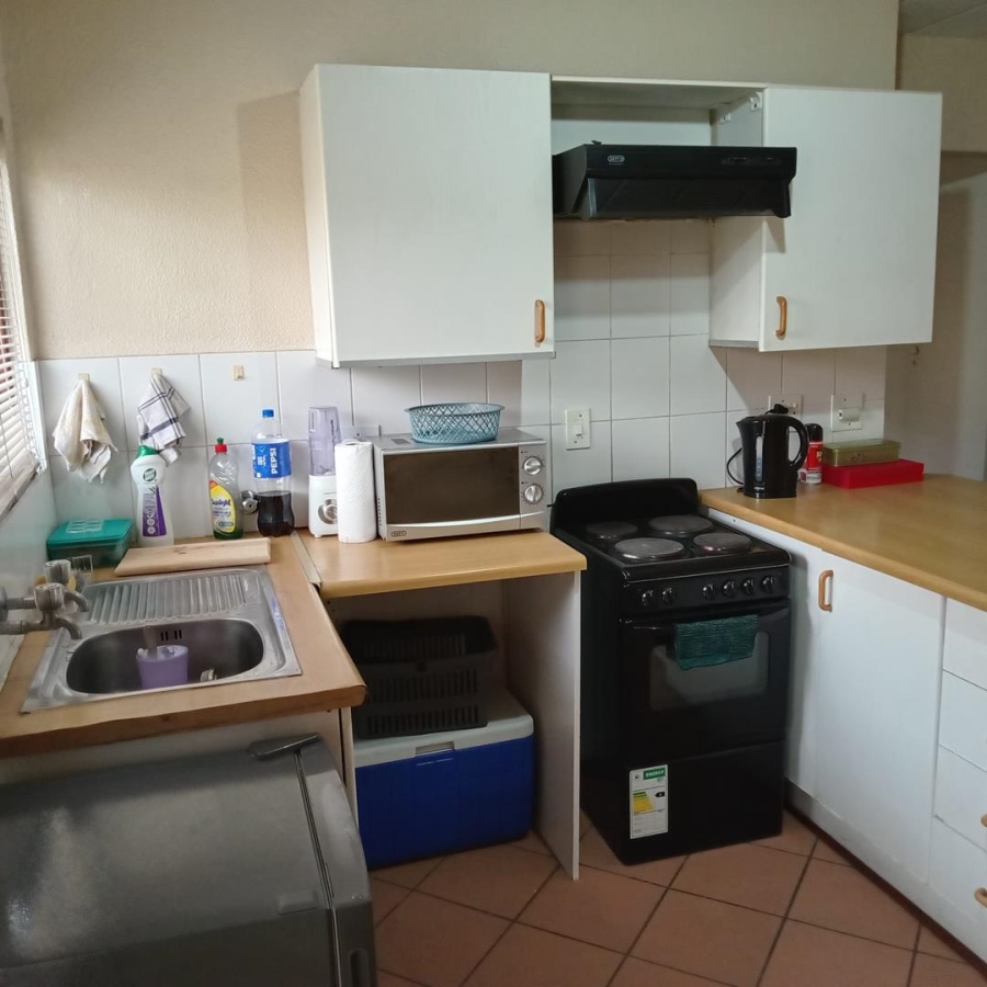 To Let 1 Bedroom Property for Rent in Sundowner Gauteng