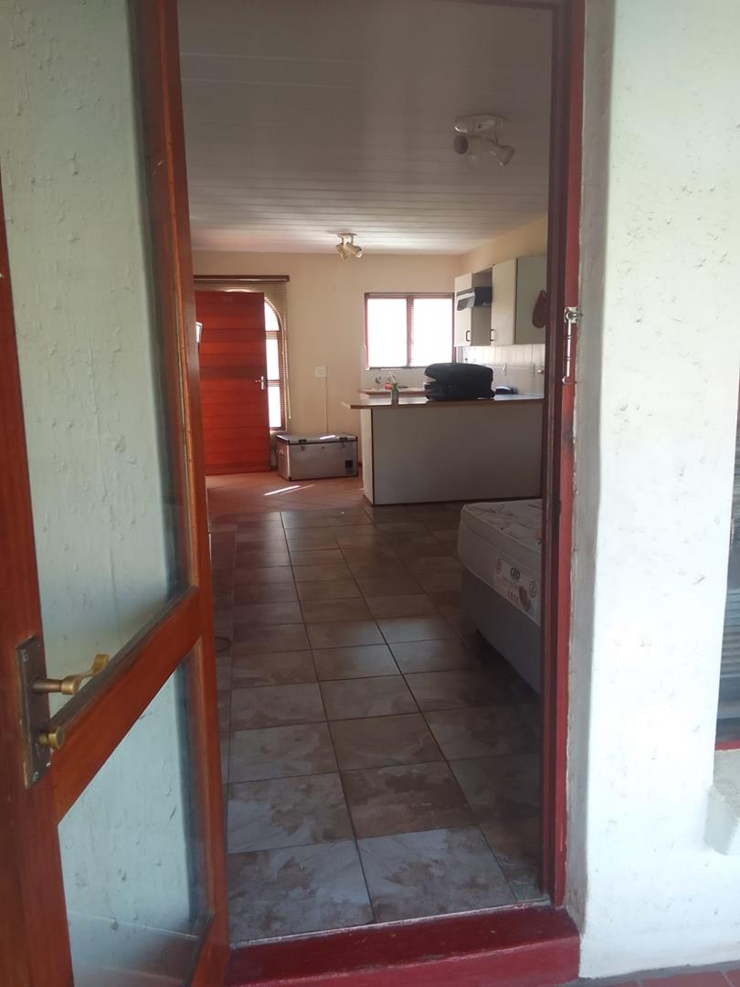 To Let 1 Bedroom Property for Rent in Sundowner Gauteng