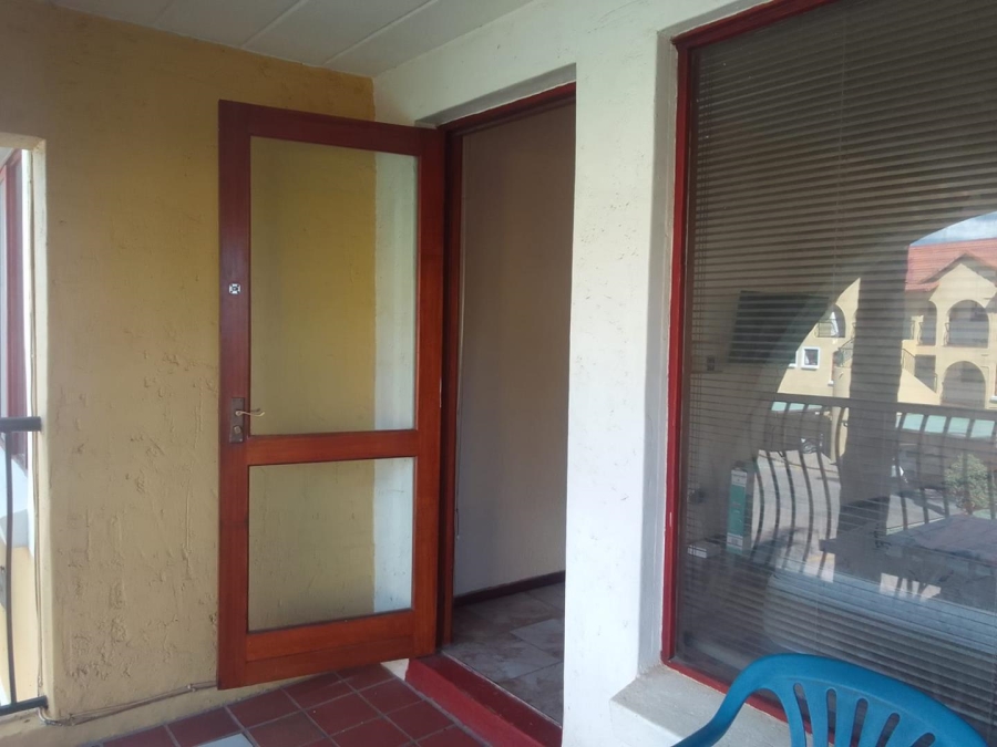 To Let 1 Bedroom Property for Rent in Sundowner Gauteng