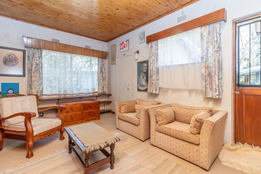 6 Bedroom Property for Sale in Robindale Gauteng