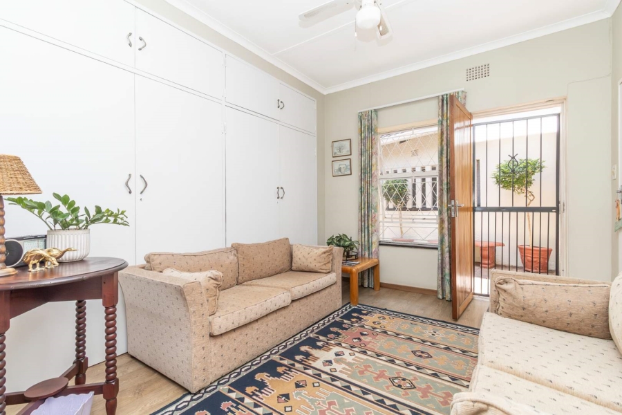 6 Bedroom Property for Sale in Robindale Gauteng