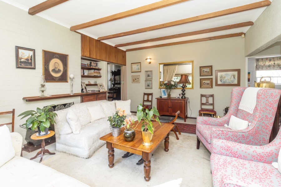 6 Bedroom Property for Sale in Robindale Gauteng