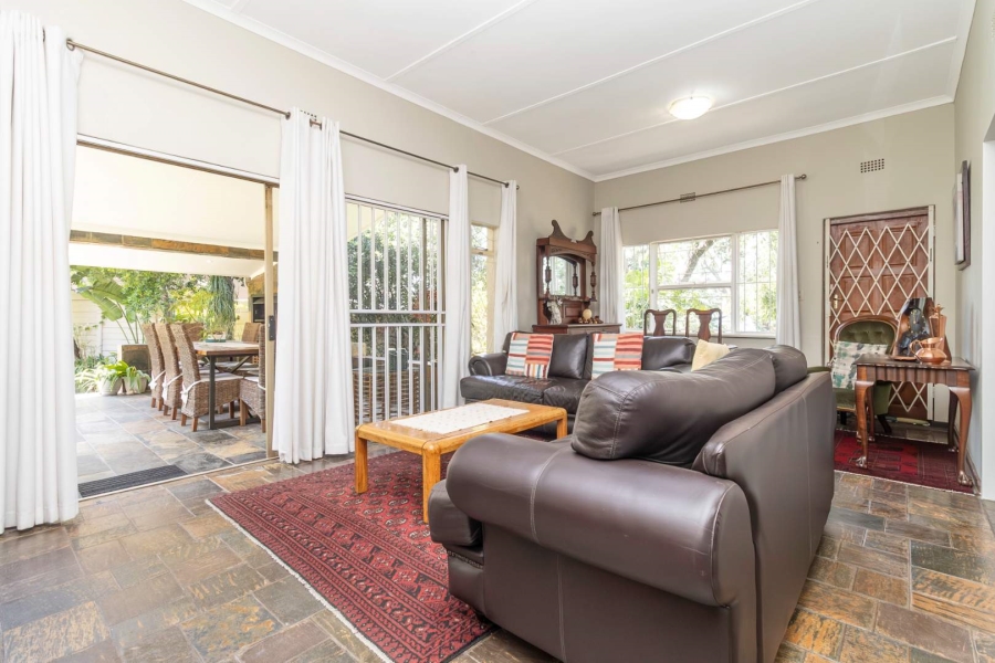 6 Bedroom Property for Sale in Robindale Gauteng