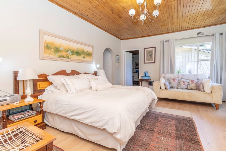 6 Bedroom Property for Sale in Robindale Gauteng