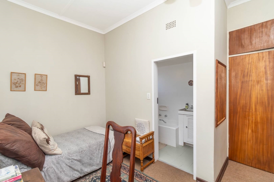 6 Bedroom Property for Sale in Robindale Gauteng