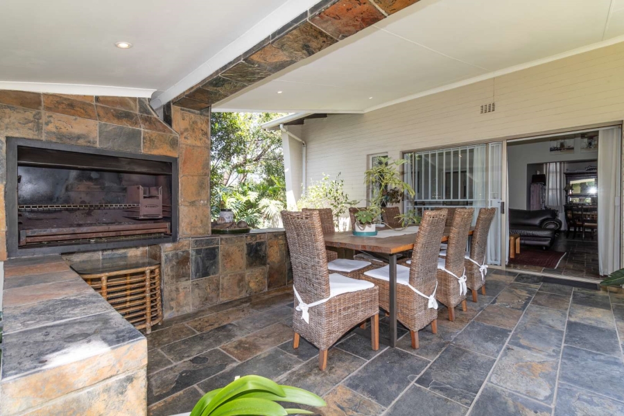 6 Bedroom Property for Sale in Robindale Gauteng