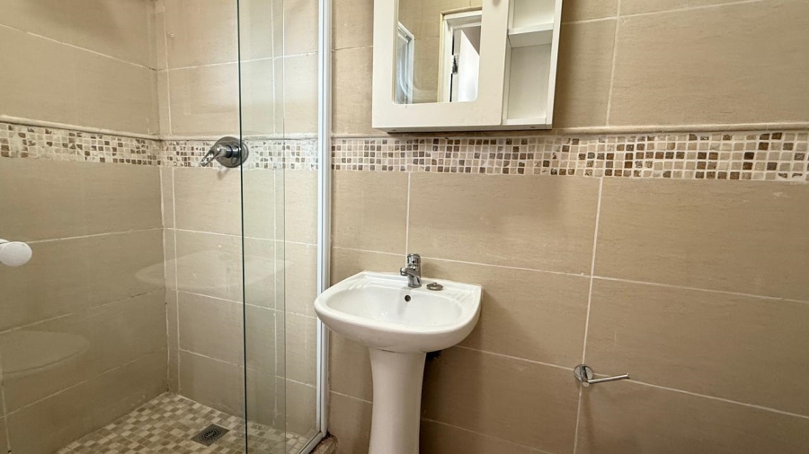 3 Bedroom Property for Sale in Radiokop Gauteng