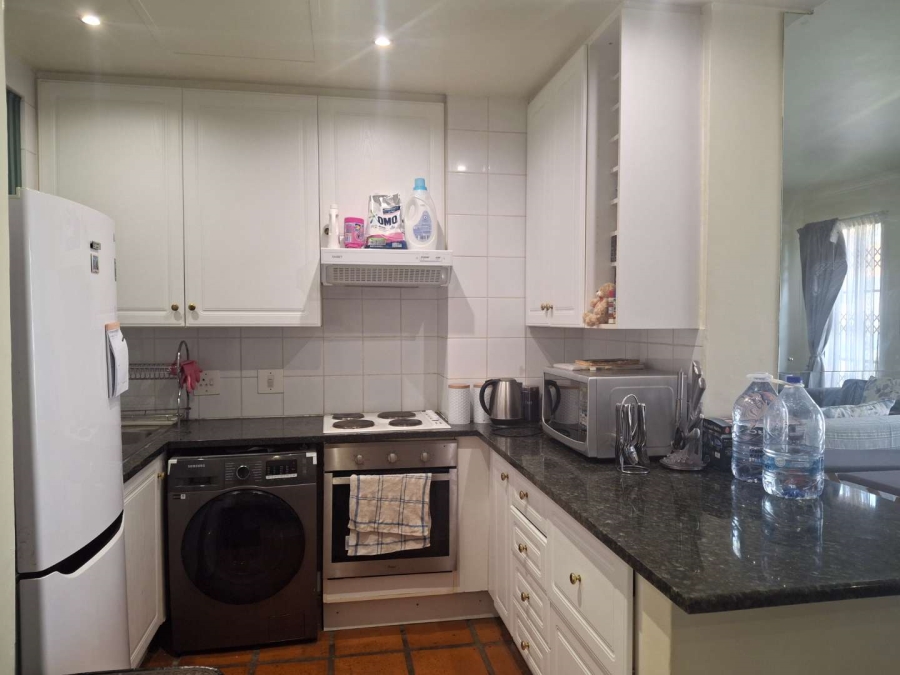 To Let 1 Bedroom Property for Rent in Morningside Gauteng