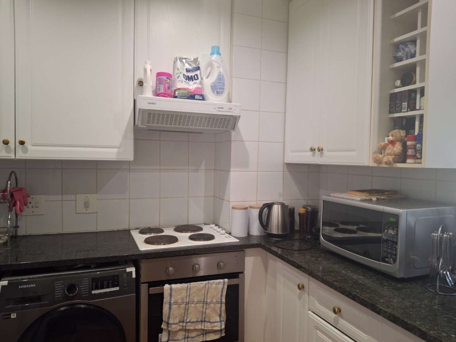 To Let 1 Bedroom Property for Rent in Morningside Gauteng