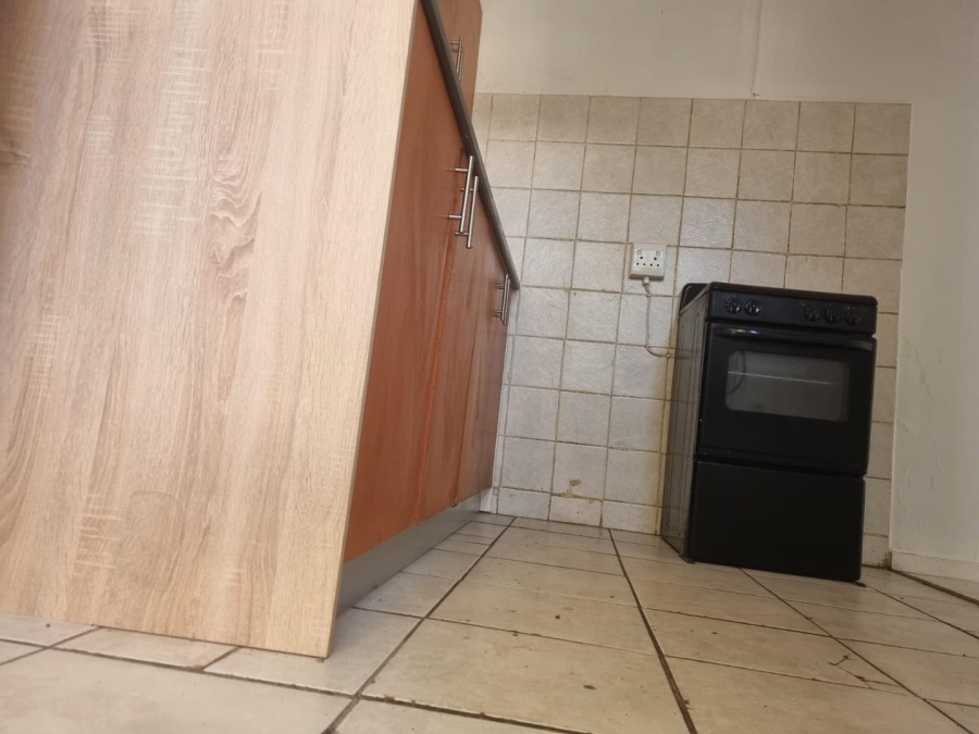 To Let 0 Bedroom Property for Rent in Orange Grove Gauteng