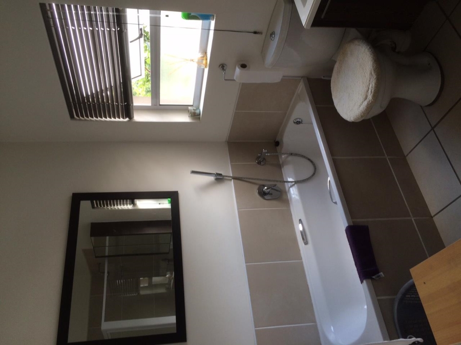 To Let 1 Bedroom Property for Rent in Bryanston Gauteng