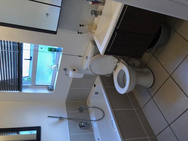 To Let 1 Bedroom Property for Rent in Bryanston Gauteng