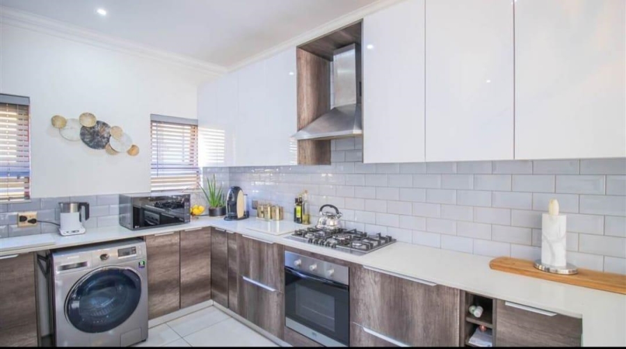 3 Bedroom Property for Sale in Halfway Gardens Gauteng