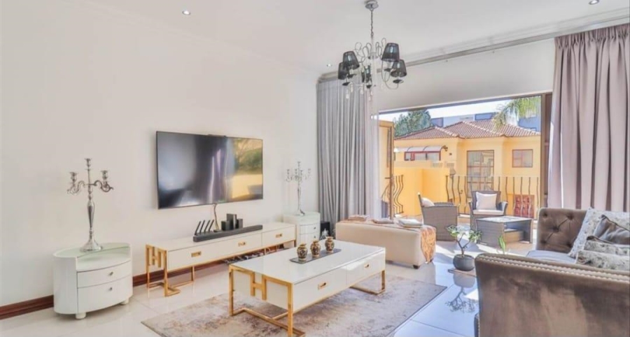 3 Bedroom Property for Sale in Halfway Gardens Gauteng