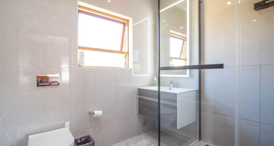 3 Bedroom Property for Sale in Halfway Gardens Gauteng