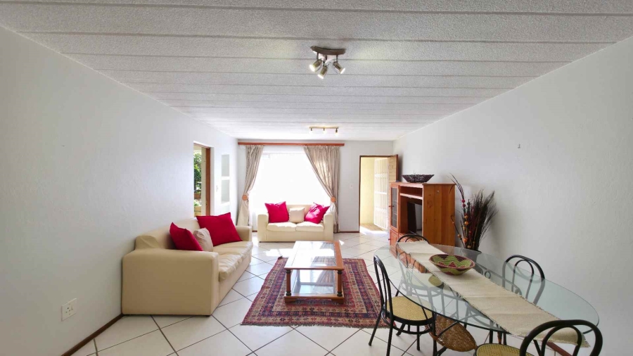 To Let 2 Bedroom Property for Rent in Illovo Gauteng