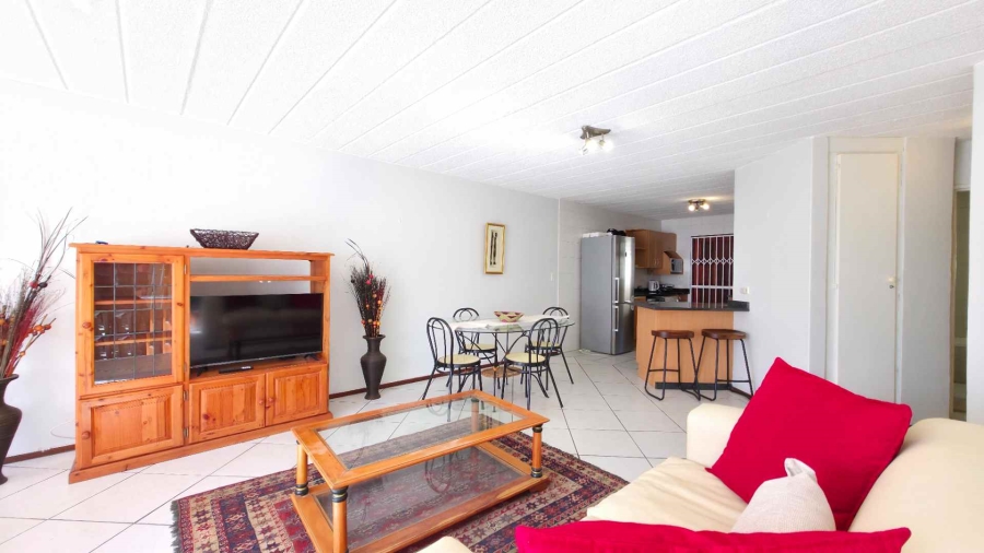 To Let 2 Bedroom Property for Rent in Illovo Gauteng