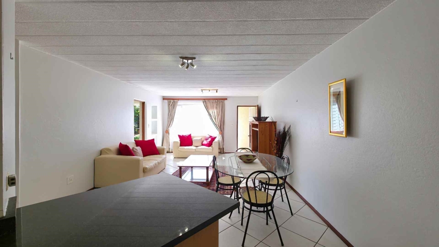 To Let 2 Bedroom Property for Rent in Illovo Gauteng