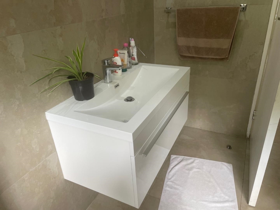 To Let 2 Bedroom Property for Rent in Forest Town Gauteng