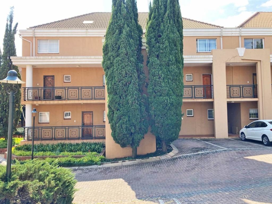 To Let 1 Bedroom Property for Rent in Riviera Gauteng
