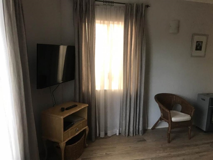 To Let 1 Bedroom Property for Rent in Sandown Gauteng