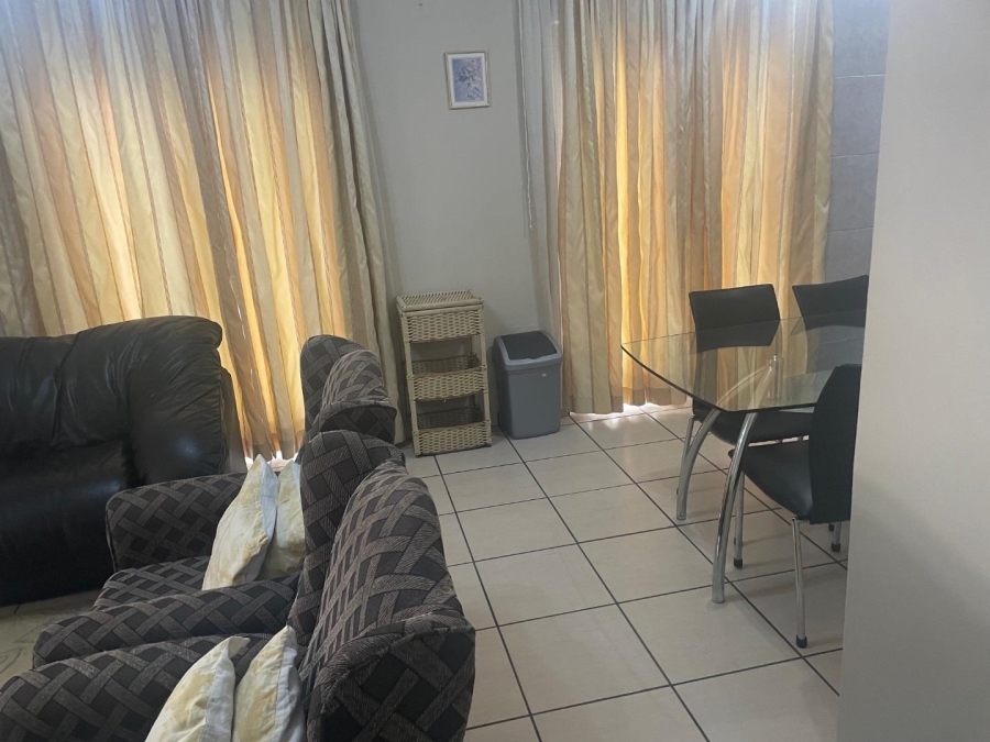 To Let 2 Bedroom Property for Rent in Sandown Gauteng