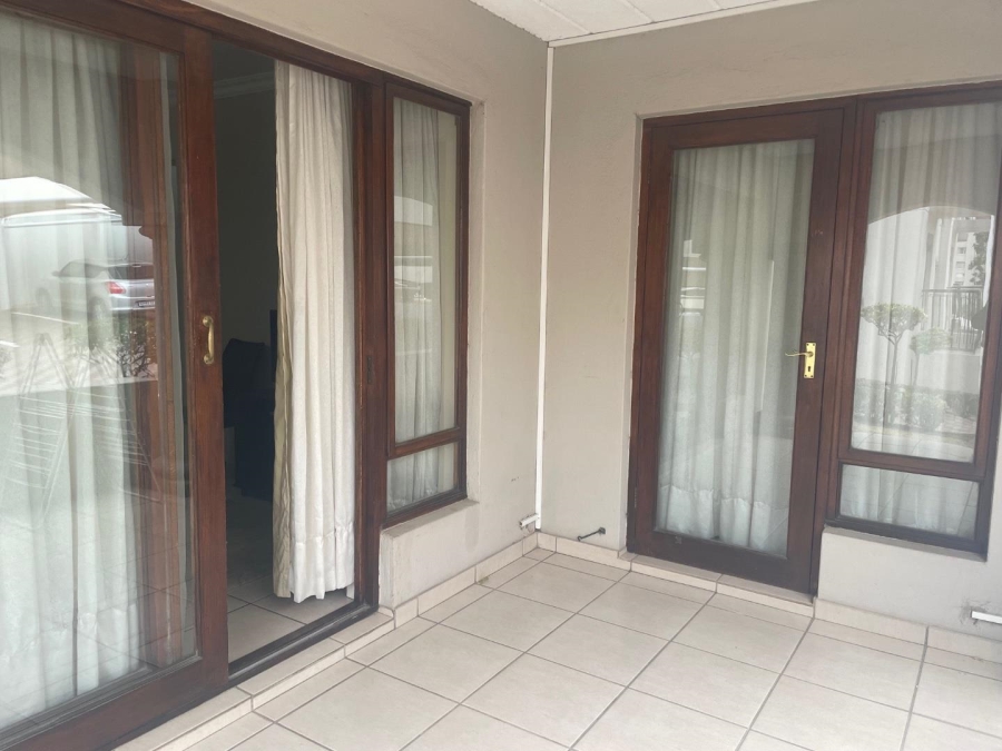 To Let 2 Bedroom Property for Rent in Sandown Gauteng