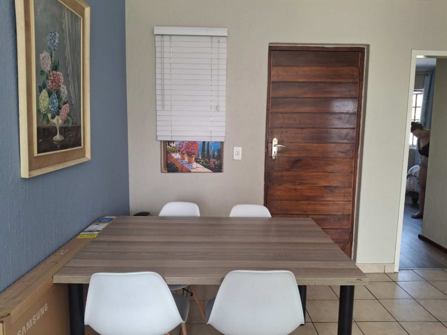 To Let 2 Bedroom Property for Rent in Morningside Gauteng