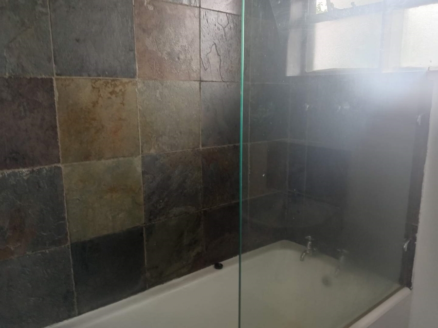 To Let 3 Bedroom Property for Rent in Norwood Gauteng