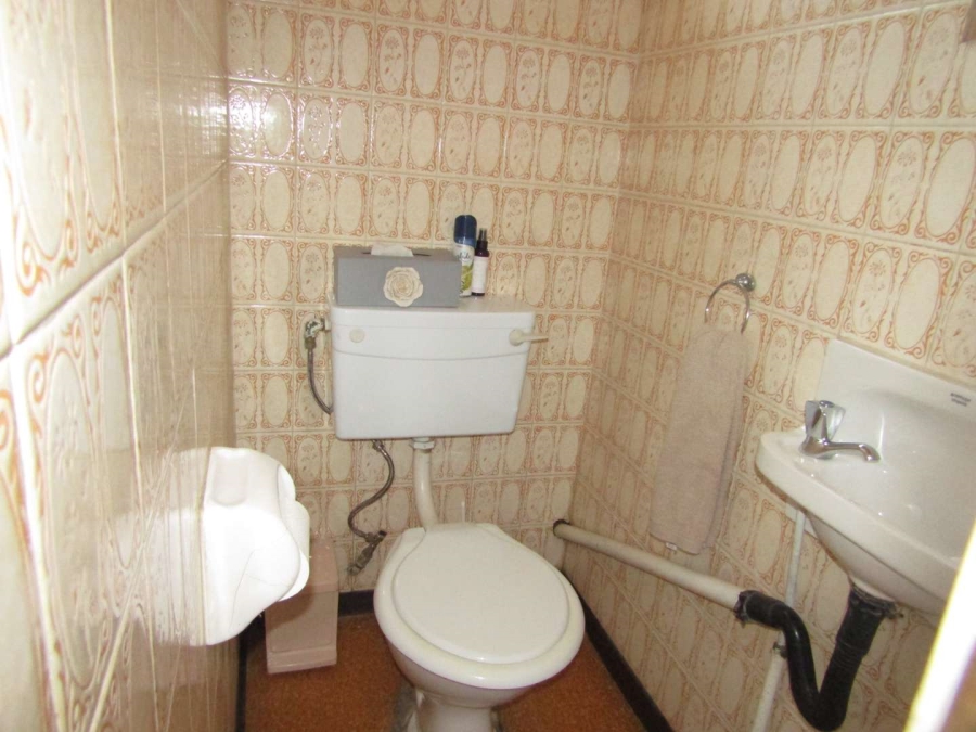 4 Bedroom Property for Sale in Percelia Estate Gauteng