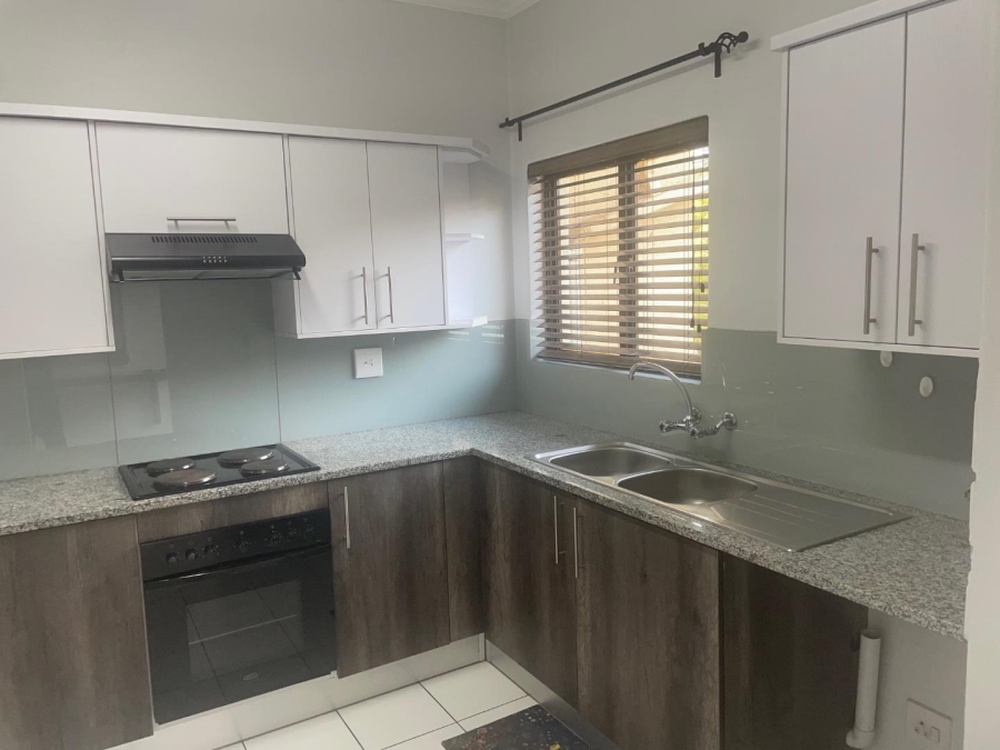 To Let 2 Bedroom Property for Rent in Atholl Gauteng